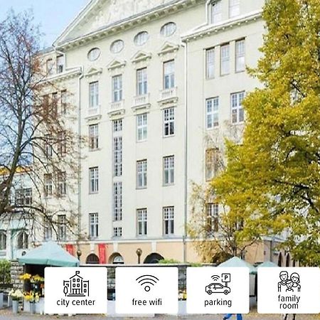 Classic Apartments In Old Town Tallinn Bagian luar foto