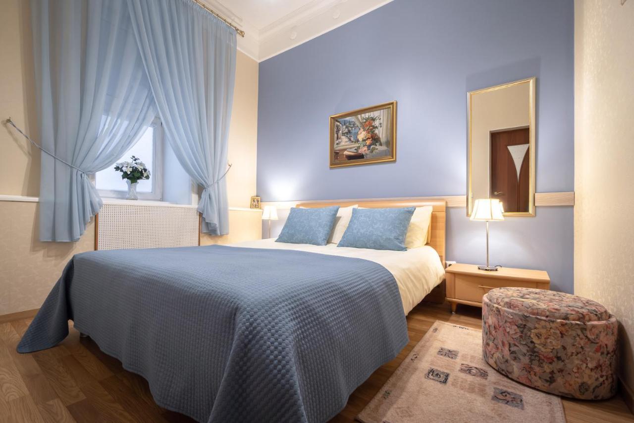 Classic Apartments In Old Town Tallinn Bagian luar foto
