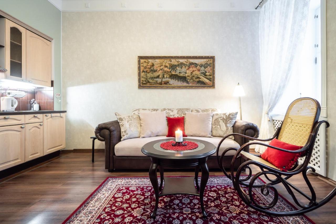 Classic Apartments In Old Town Tallinn Bagian luar foto